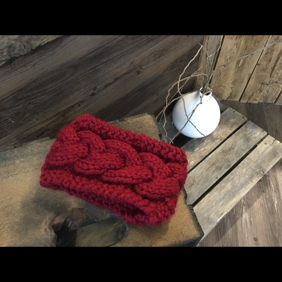 NWT Hand Knit Headband Ear Warmer New so warm cabled deep red - Picture 1 of 1